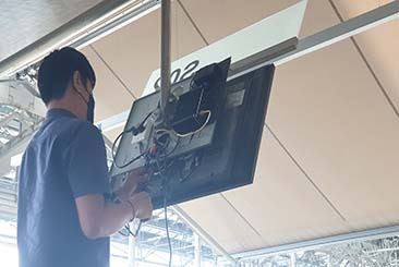 Mini Computer Yog Qhov Tseeb Cov Khoom Tsim Nyog Ntawm Kev qhuas.