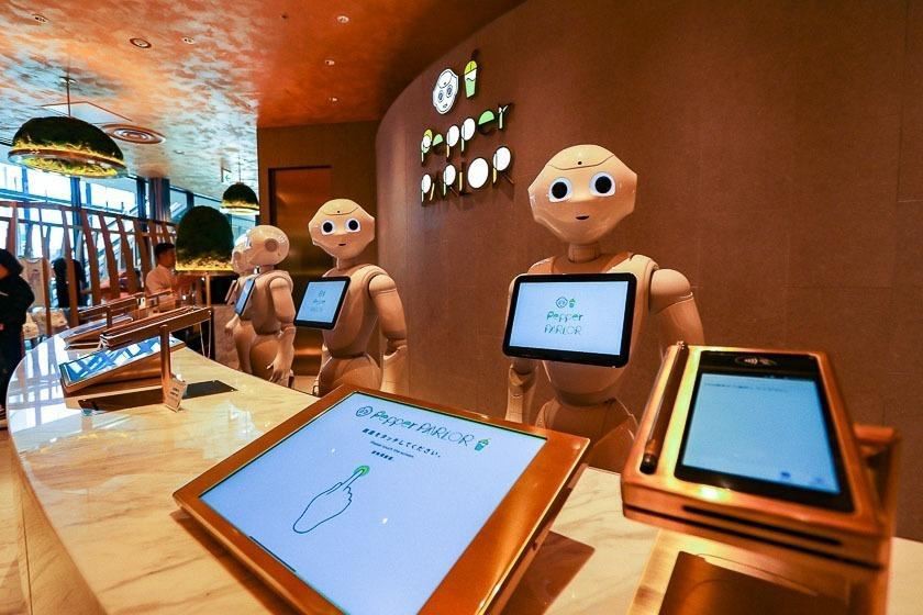 Daim Ntawv Thov Ntawm Mini Computer hauv AI hauv Kev Lag Luam Catering